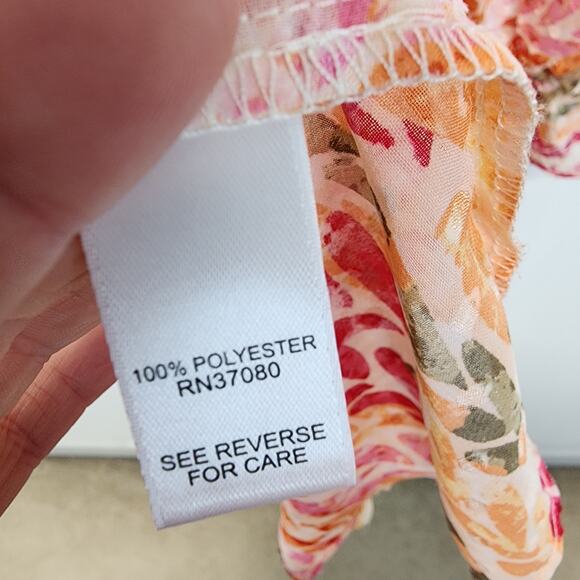 Cato Tropical Peplum Blouse Size 14/16 Pink Swiss Dot Flocked Ruffle Vacation - Picture 10 of 13